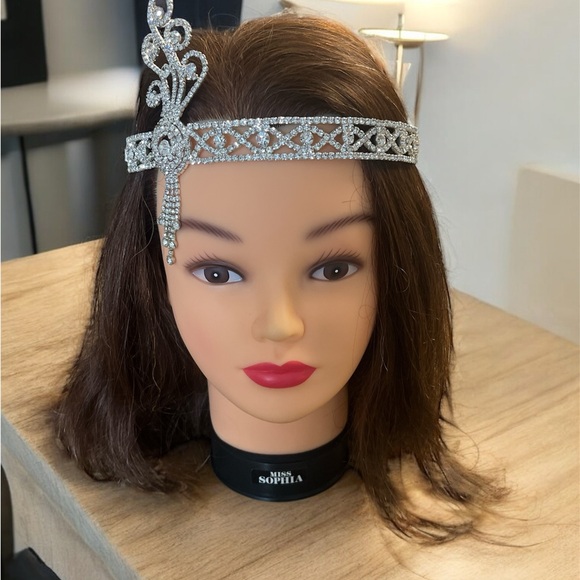 Accessories - Elegant Silver Rhinestone Headband